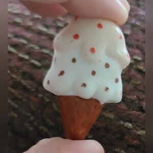 Vintage Mini Ice Cream Cone Pin- White & Brown